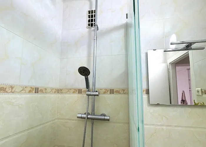 Petite Simple Et Propre Dans בית אירוח *